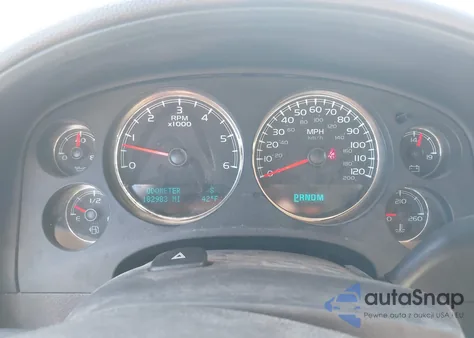 2010 GMC Yukon Denali z USA, uszkodzony, nr VIN 1GKUKEEF2AR252243